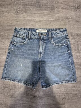 Denver Hayes High Rise Medium Length Shorts